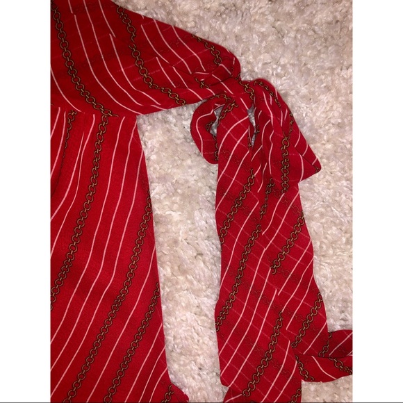 Banana Republic Tie Neck Red Sleeveless Blouse - Picture 11 of 11